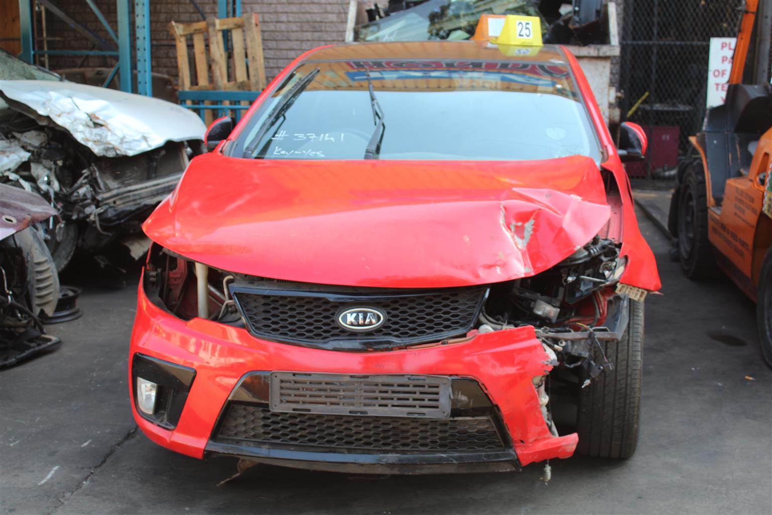 Kia Cerato 2.0 Koup - 2011 STRIPPING FOR SPARES - Private Seller Kia Cerato 2.0 Koup - 2011 STRIPPING FOR SPARES - Private Seller