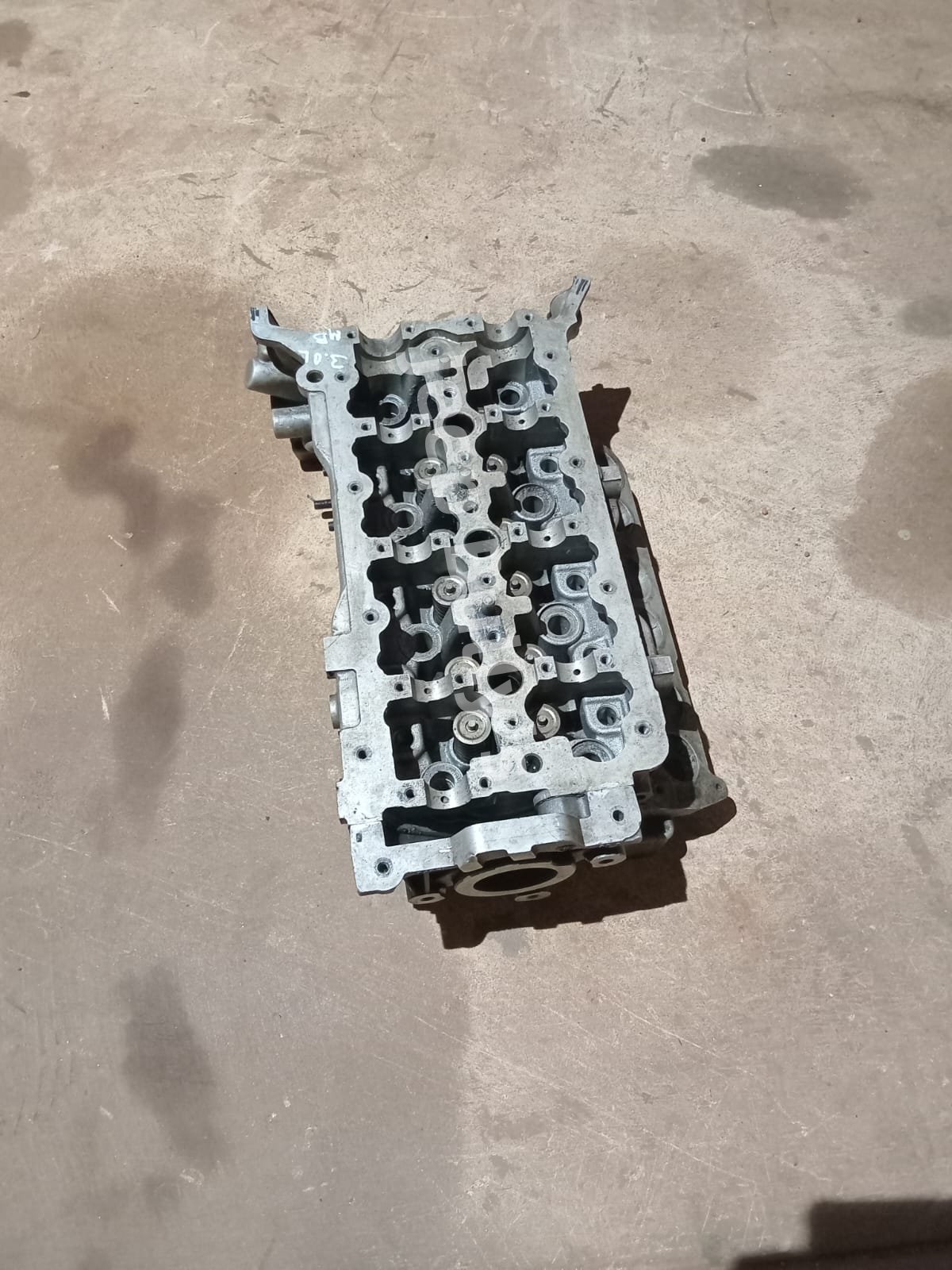 Stripped Jeep Grand Cherokee ( WK2) Cylinder Head - Private Seller Stripped Jeep Grand Cherokee ( WK2) Cylinder Head - Private Seller