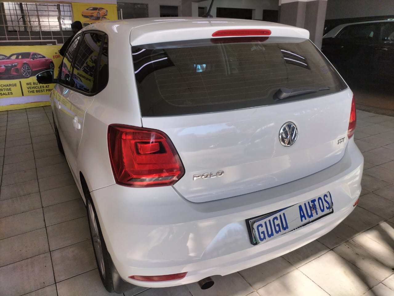 2018 VW Polo Tsi 1.4 highline 7push/gear Automatic 68000km