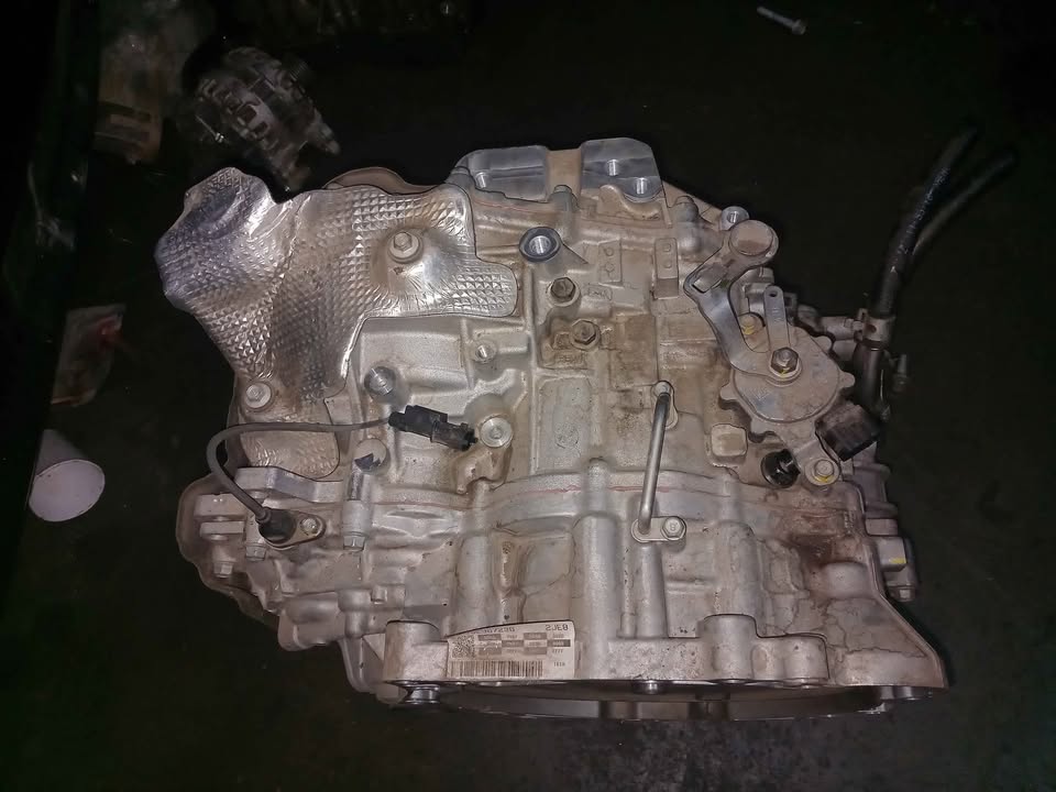 Kia sonet automatic gear box - Private Seller Kia sonet automatic gear box - Private Seller