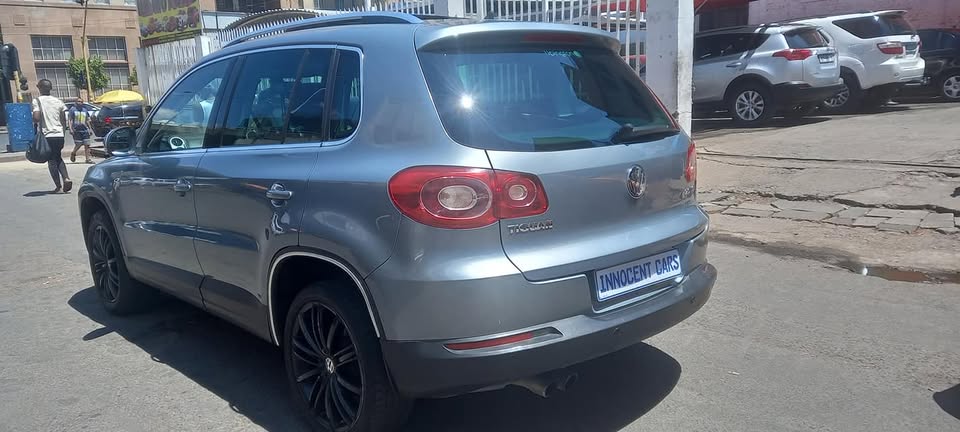 2009 VW TIGUAN 2.0 MANUAL PETROL, SILVER COLOUR, 85000KM