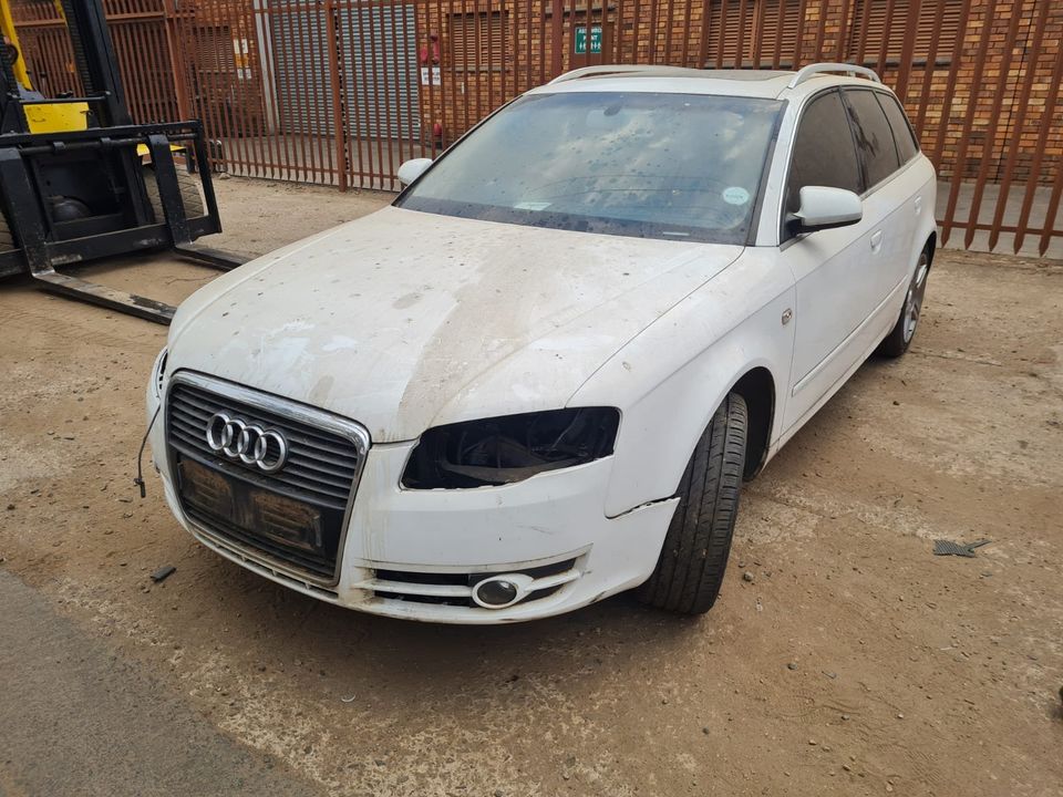Audi A4 B7 2006 manual used body quarter sections  for sale - Private Seller Audi A4 B7 2006 manual used body quarter sections  for sale - Private Seller