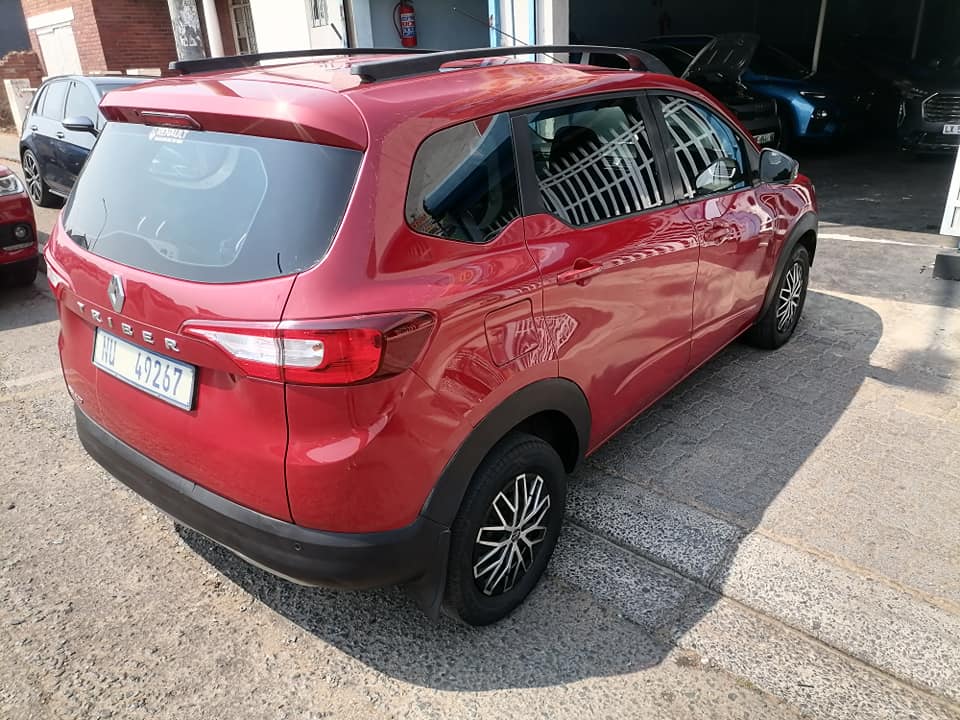 2022 Renault Triber 1.0 Dynamic Seven seater with a Nice interior seat