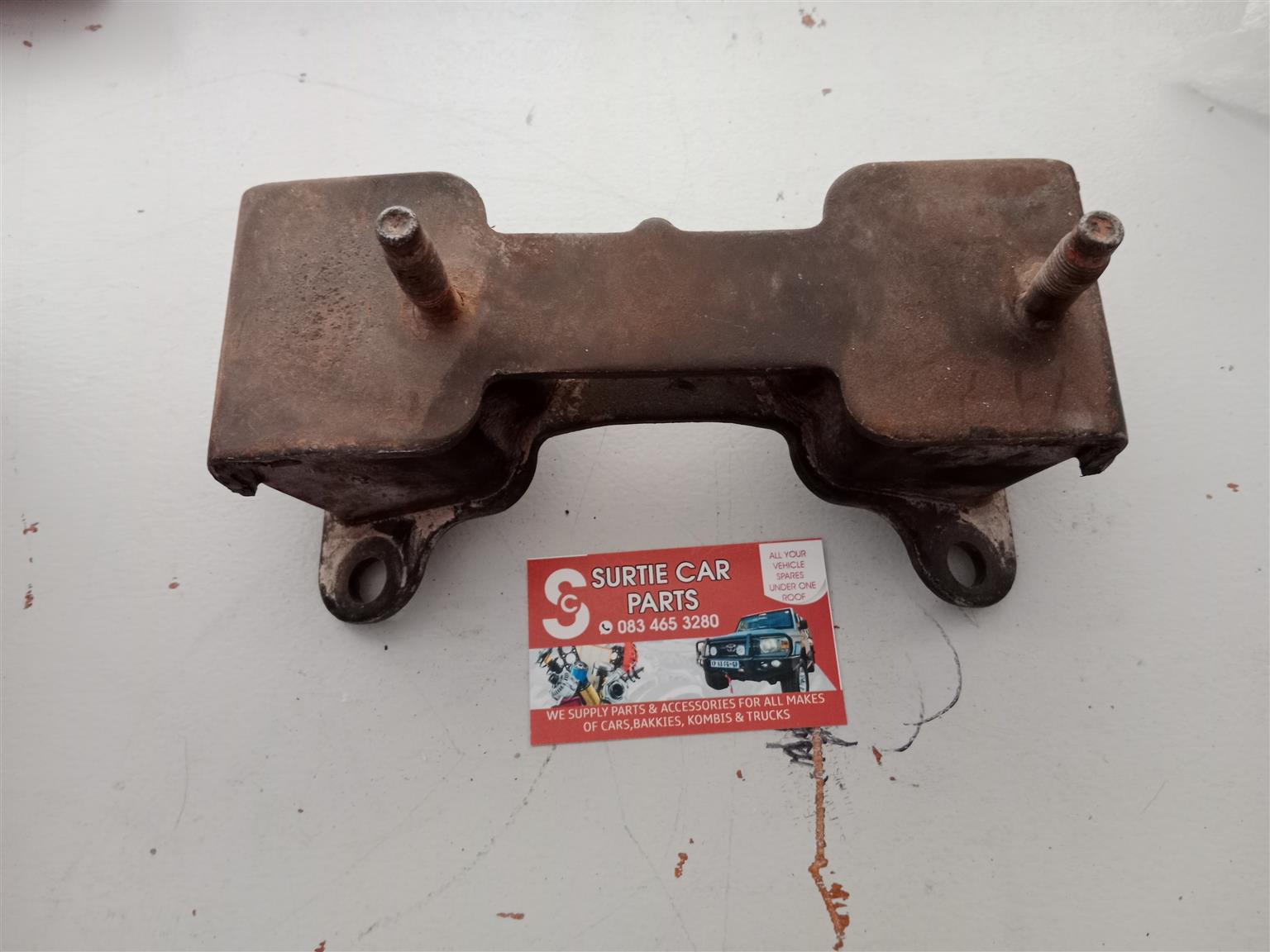 Gearbox mounting bracket for sale FJ45 HJ45 - Private Seller Gearbox mounting bracket for sale FJ45 HJ45 - Private Seller