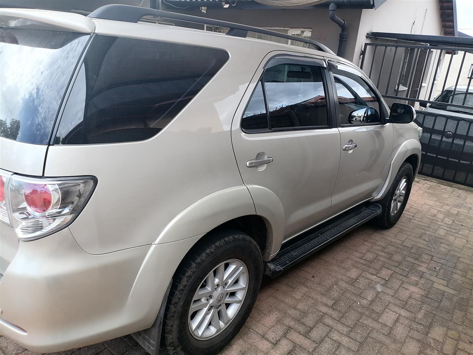 Toyota Fortuner 2015 2.5 d4d