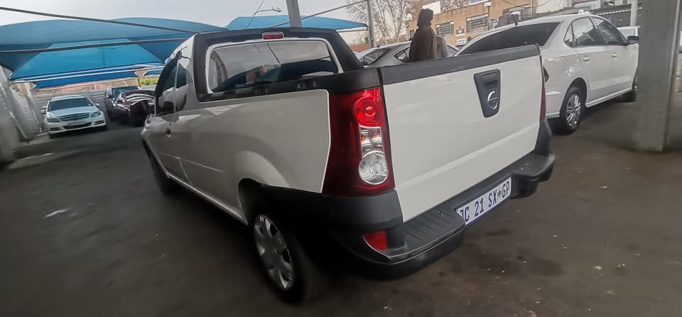 2019 NISSAN NP200 1.6 MANUAL PETROL