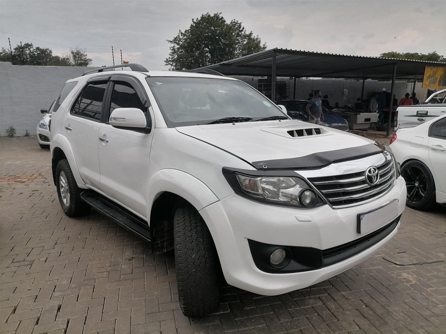 Used 2013 Toyota Fortuner 3.0D-4D 4x4 auto - Private Seller Used 2013 Toyota Fortuner 3.0D-4D 4x4 auto - Private Seller