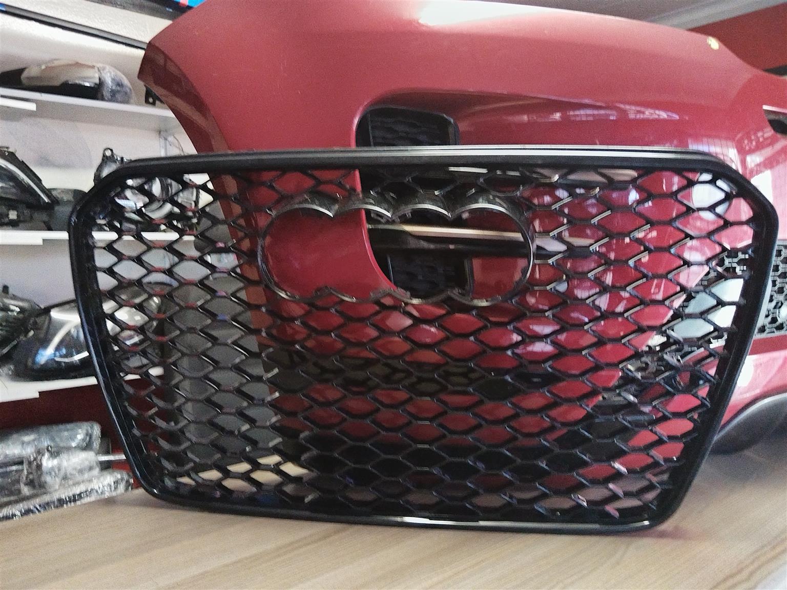 2012 AUDI A4/S4 MAIN GRILL AVAILABLE FOR SALE - Private Seller