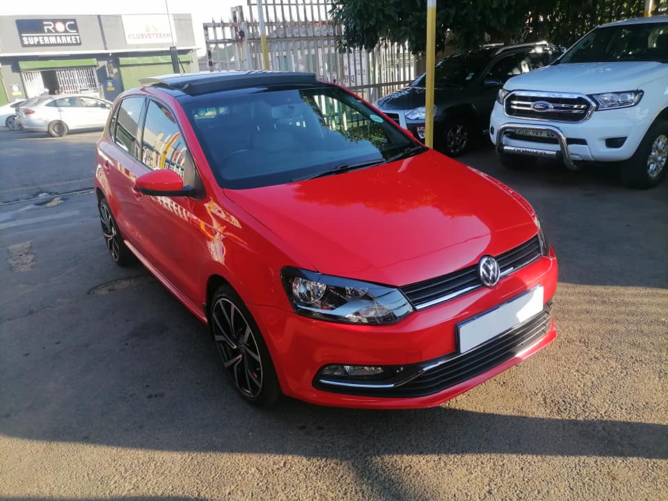2013 Volkswagen polo 6 1.4 Comfortline Hatchback Sunroof and leather seat