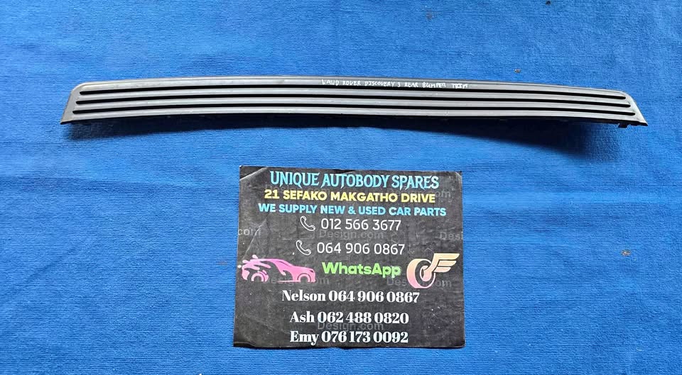 Land Rover Discovery 3 Rear Bumper Trim Land Rover Discovery 3 Rear Bumper Trim