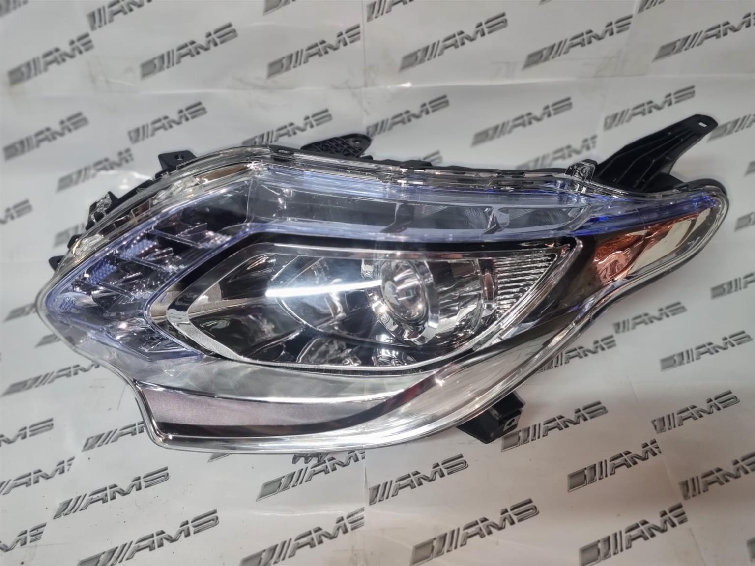 Brand New Mitsubishi Triton Headlights for Sale - Private Seller Brand New Mitsubishi Triton Headlights for Sale - Private Seller