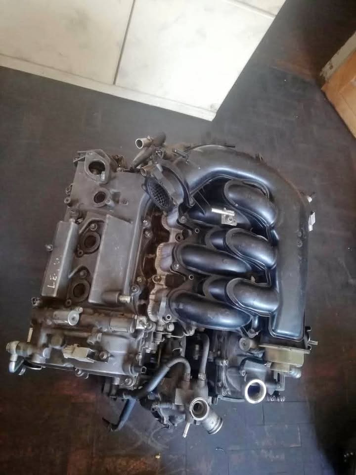 Toyota lexus V6 engine for sale - Private Seller