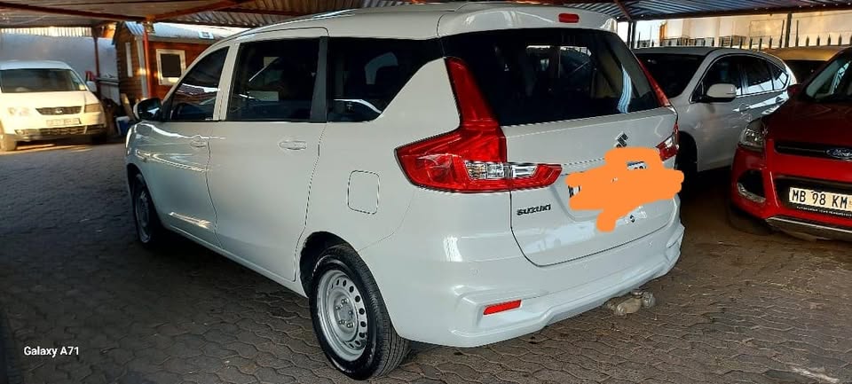 Suzuki Ertiga 1.5 vvt Manual Petrol 7seater  2019 White Reverse sensor