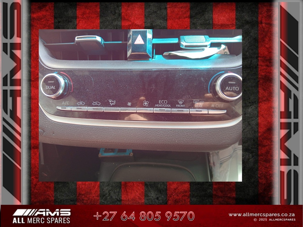 USED TOYOTA COROLLA AURIS HATCHBACK RADIO AVAILABLE - Private Seller USED TOYOTA COROLLA AURIS HATCHBACK RADIO AVAILABLE - Private Seller