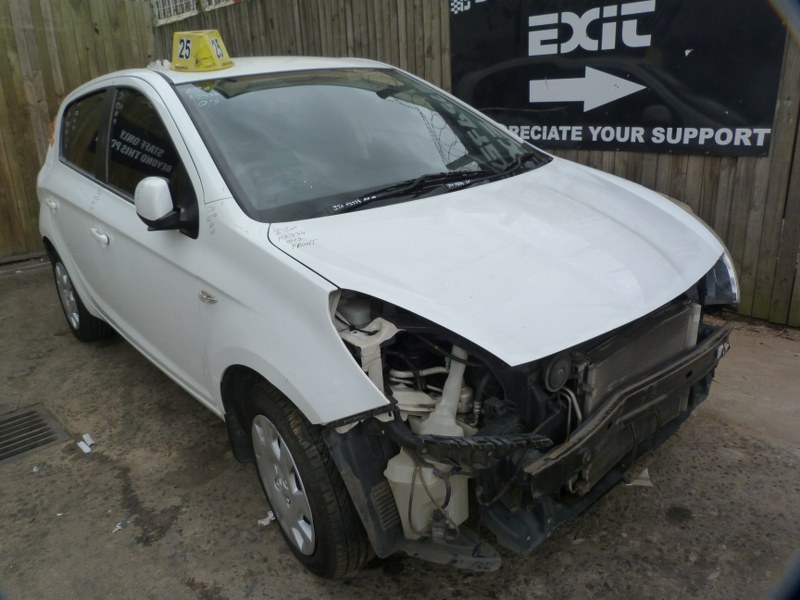 Hyundai i20 1.4 Manual White - 2010 SPARESBOYZ STRIPPING FOR SPARES - Private Seller Hyundai i20 1.4 Manual White - 2010 SPARESBOYZ STRIPPING FOR SPARES - Private Seller