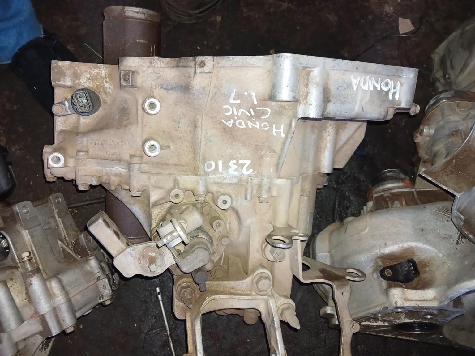 HONDA CIVIC 1.7  GEARBOX ANOTHER 5 SPEED FOR SALE