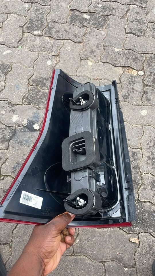 Nissan Np200 taillight - Private Seller