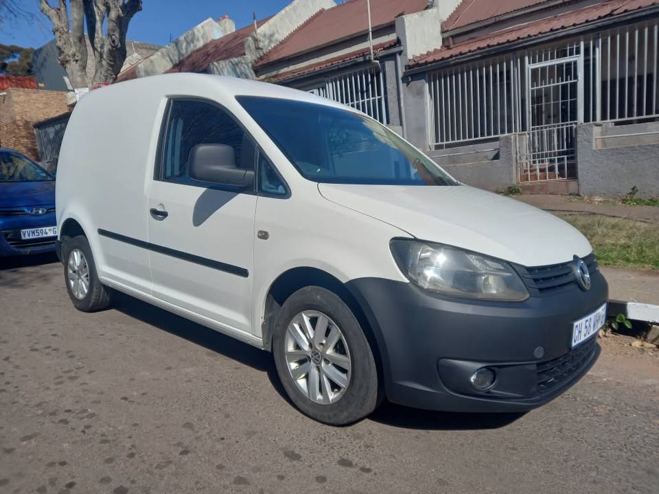 2012 VW Caddy 2.0 Tdi Diesel, Manual, White, 115000kms, R115,000