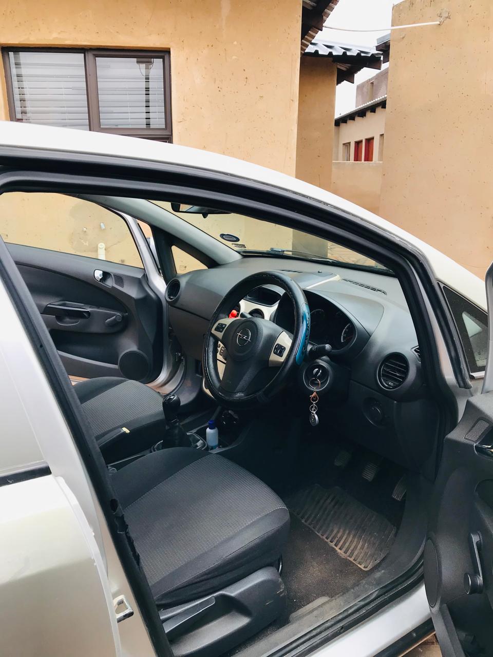 Opel corsa 1.4 for sale