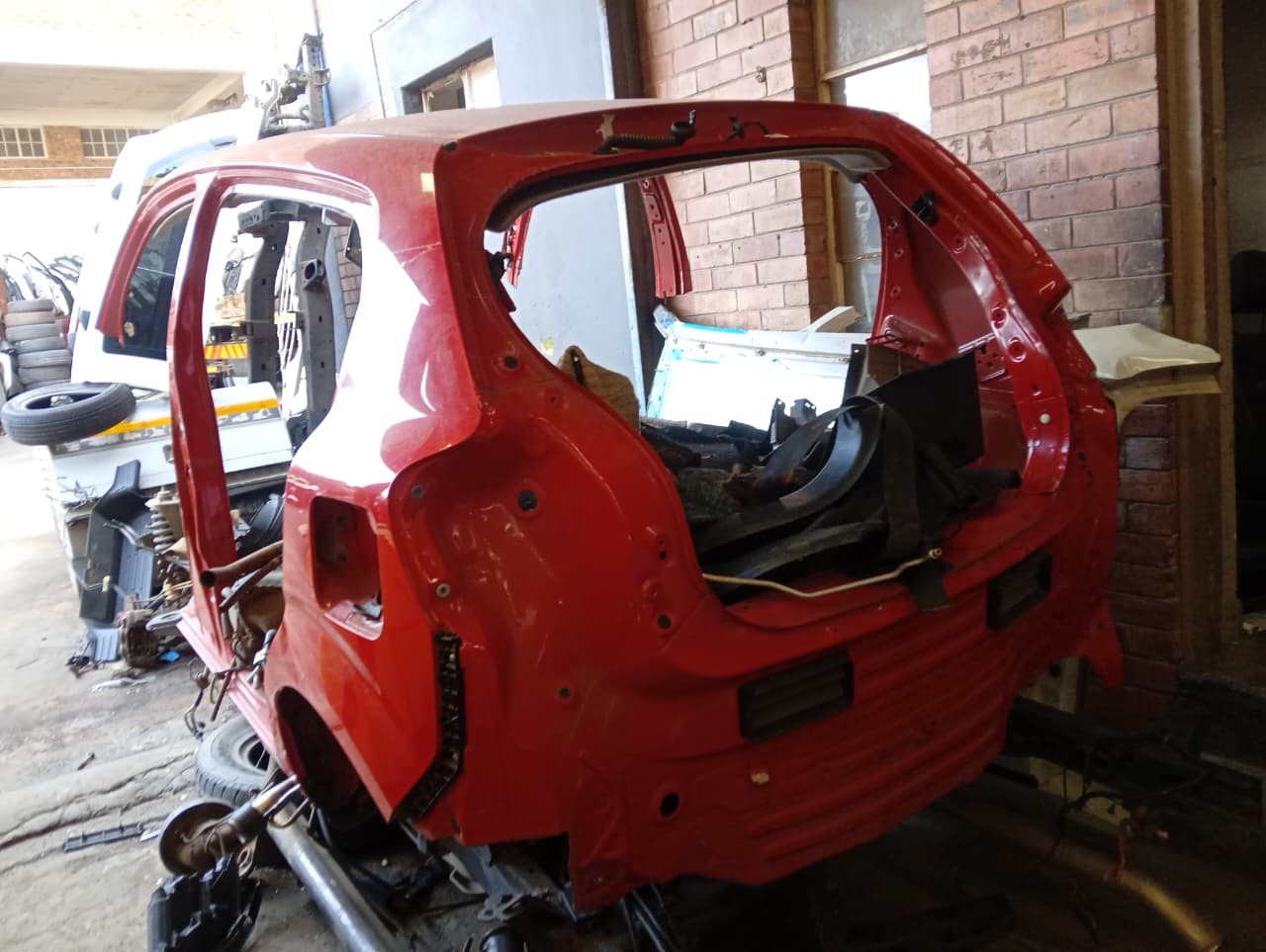 Celerio RED Shell - Private Seller Celerio RED Shell - Private Seller