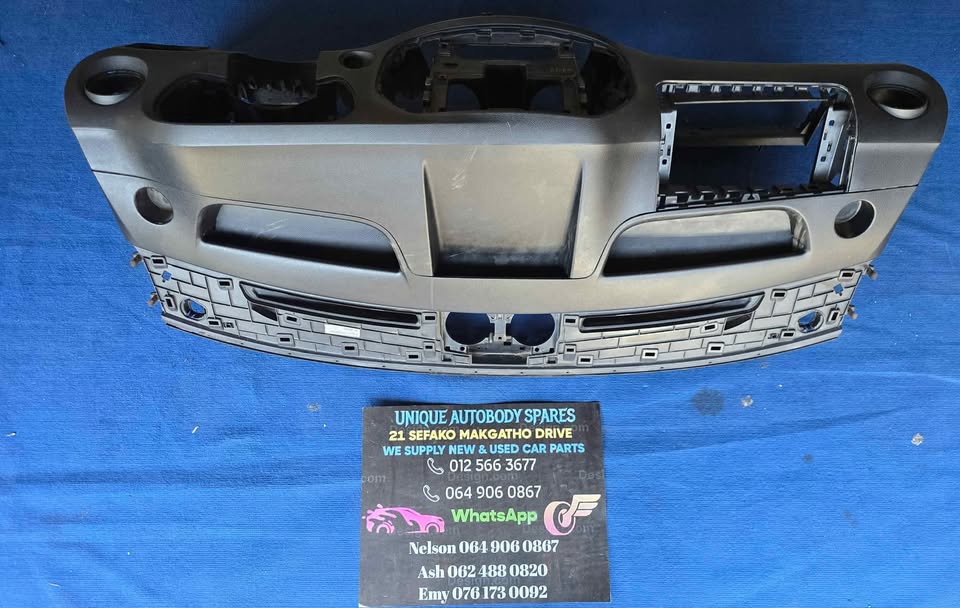 Mercedes W447 Dashboard