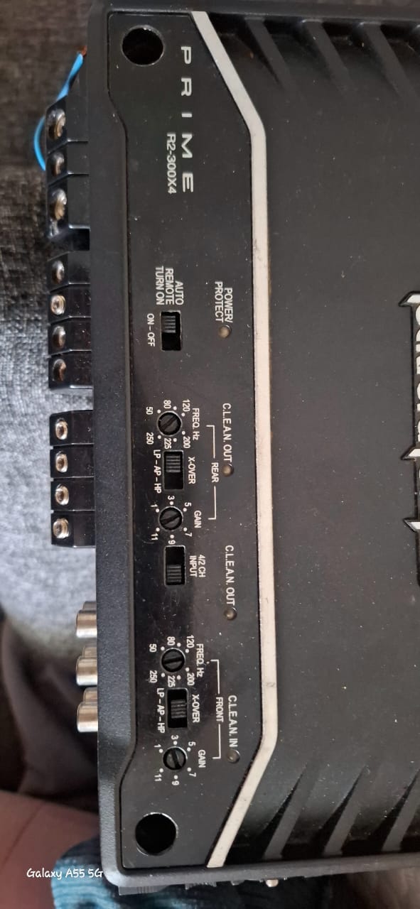 Rockford fosgate r2 3000×4 Rockford fosgate r2 3000×4