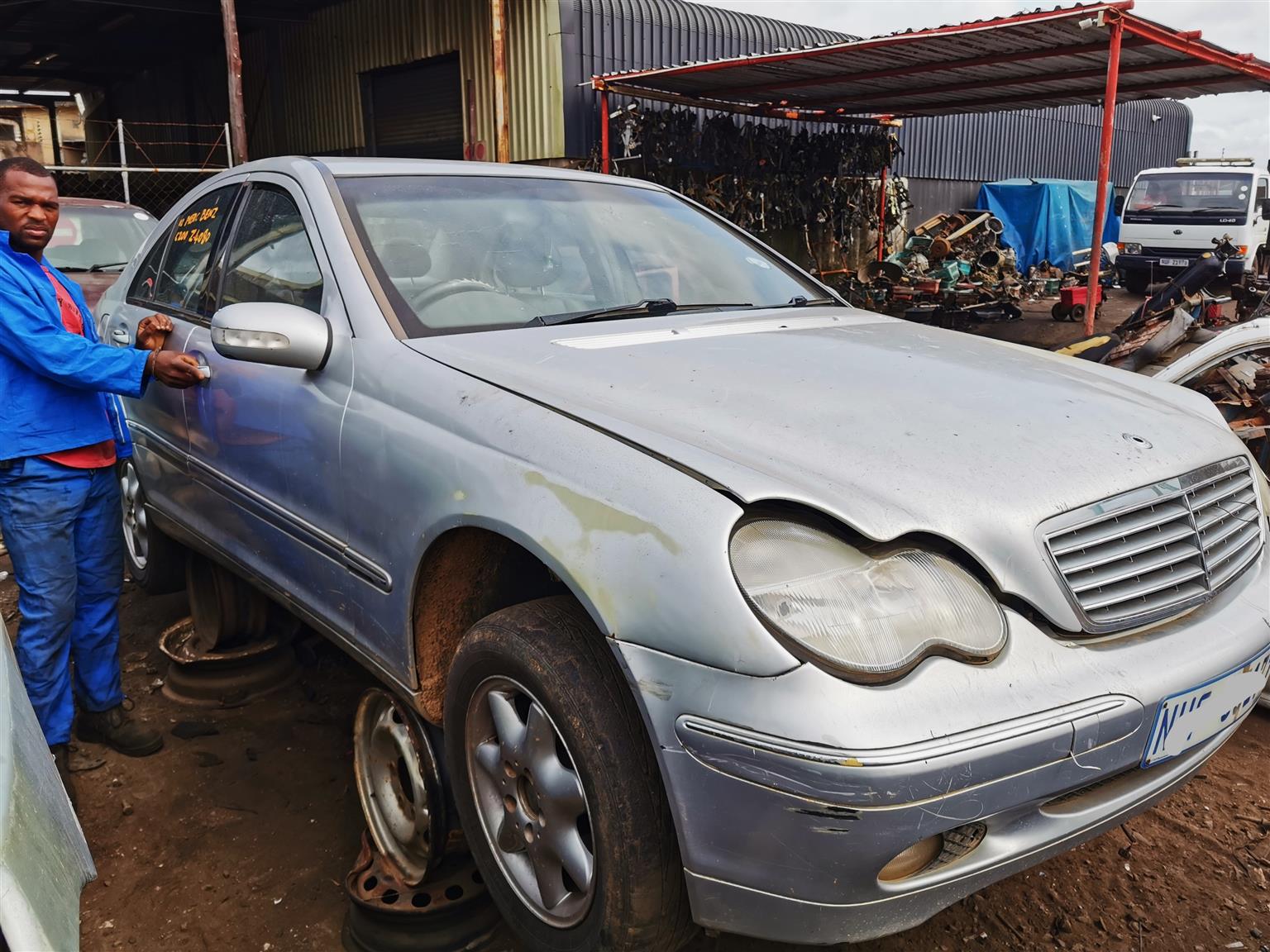 Merc Benz W203 C200 – Stripping for Spares