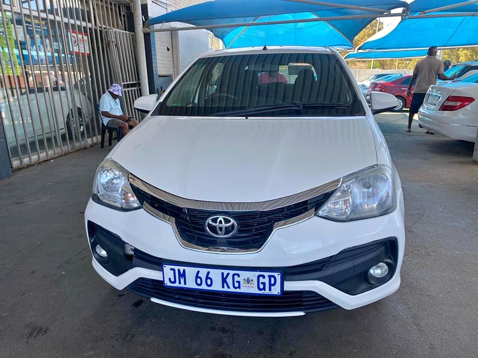 2020 TOYOTA ETIOS 1.5 SPRINT HATCHBACK MANUAL