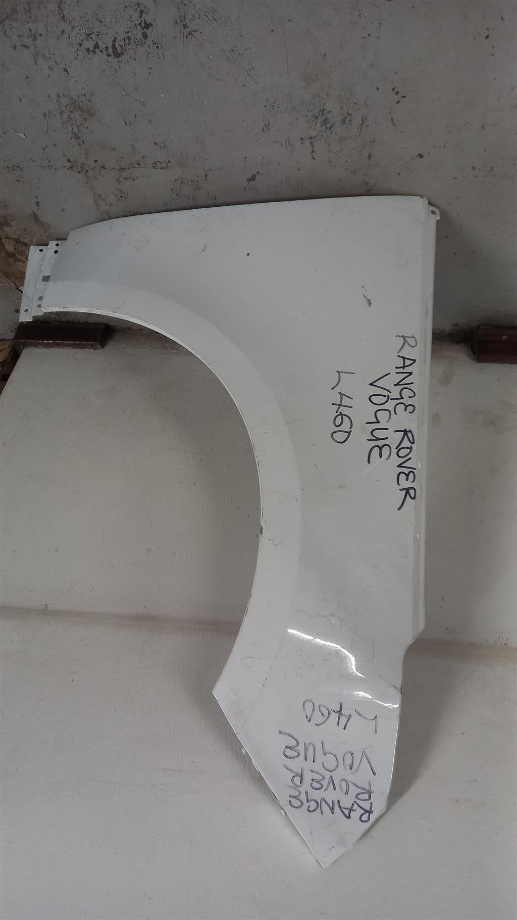 RANGE ROVER VOGUE L460 RIGHT HAND FENDER - Private Seller RANGE ROVER VOGUE L460 RIGHT HAND FENDER - Private Seller