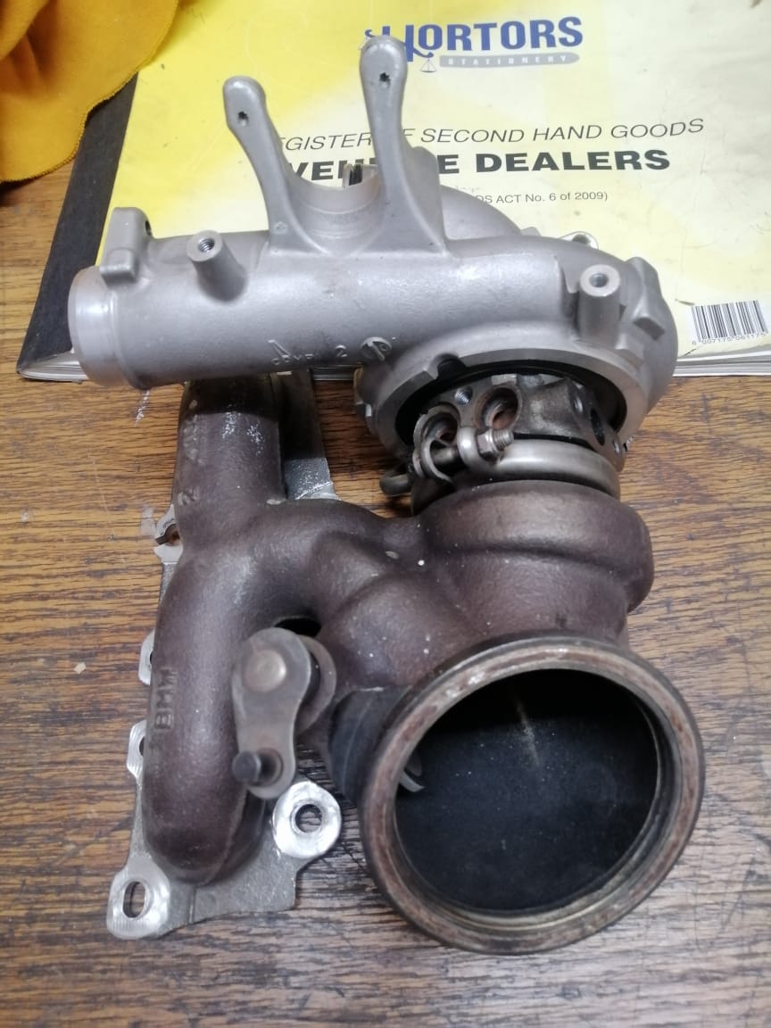 BMW S55 M3 F80 / M4 F82 TURBO CHARGER COMPLETE WITH MANIFOLD - Private Seller