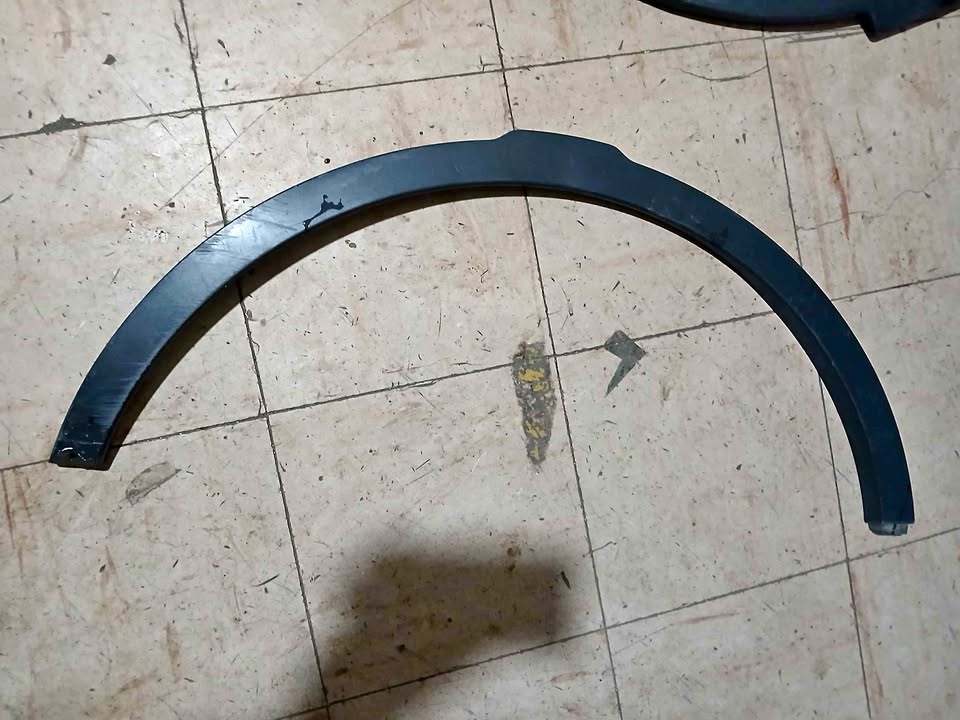 Ranger rover evoque wheel arch - Private Seller Ranger rover evoque wheel arch - Private Seller