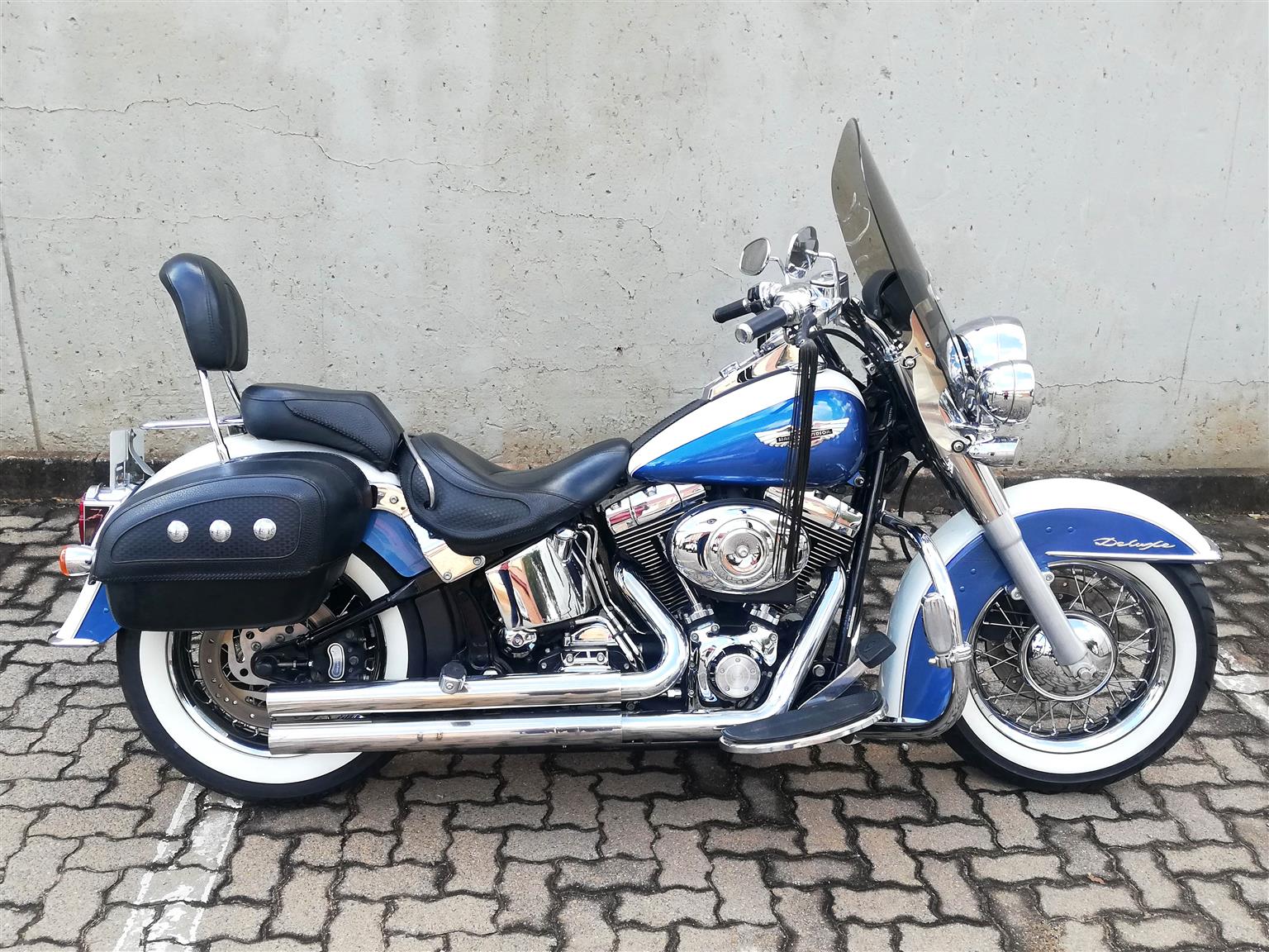 softail deluxe 2005