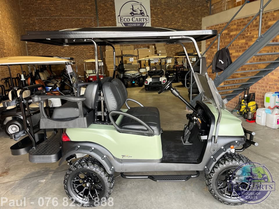 GOLF CART FOR SALE - CLUB CAR - RAISED - FOUR SEATER - PERFECT FOR GOLF ESTATE - Private Seller