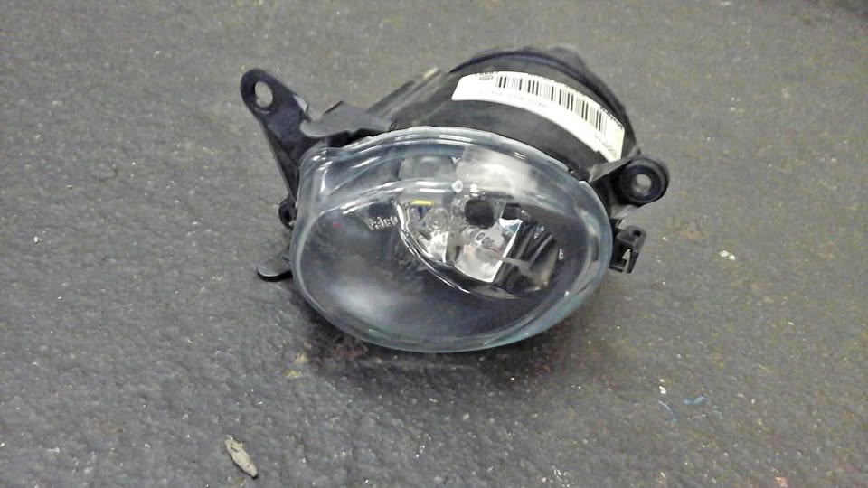 Audi A4 B5 foglight - Private Seller Audi A4 B5 foglight - Private Seller