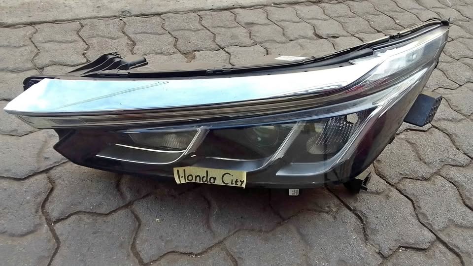 Honda city headlight - Private Seller Honda city headlight - Private Seller