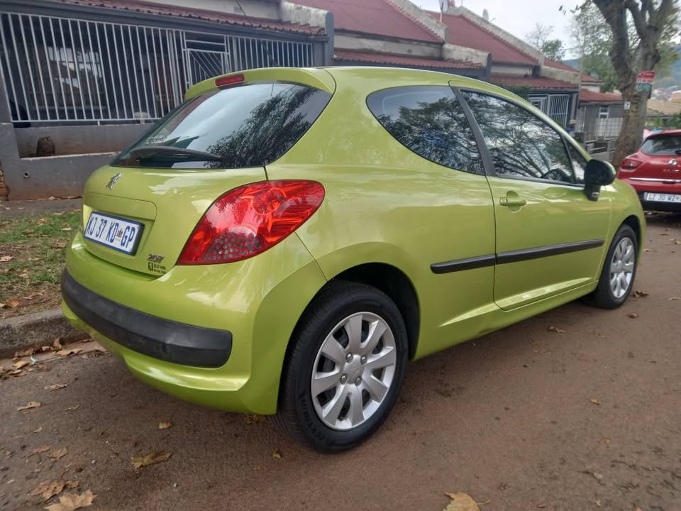 2008 PEUGEOT 207 PETROL, MANUAL, GREEN SPARE KEYS