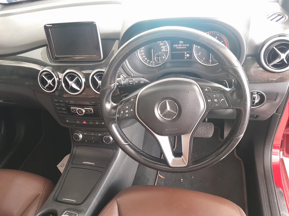 2014 MERCEDES BENZ B200 AUTOMATIC