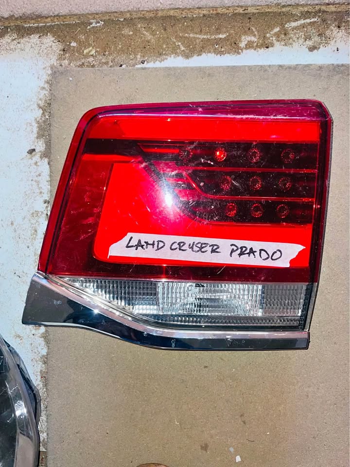 Toyota LandCruiser Prado taillight 2016/20 - Private Seller Toyota LandCruiser Prado taillight 2016/20 - Private Seller