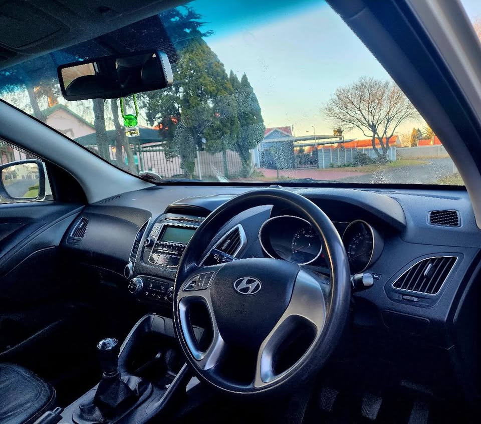 HYUNDAI IX 35 EXCELLENT FAMILY SUV