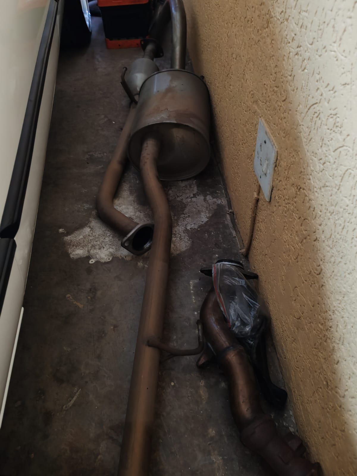 HILUX EXHAUST FOR SALE - Private Seller HILUX EXHAUST FOR SALE - Private Seller