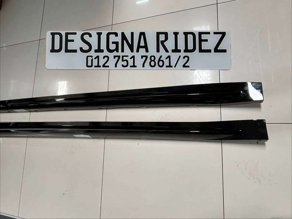 BMW G82 M4 GLOSS BLACK SIDE SKIRTS AVAILABLE. - Private Seller