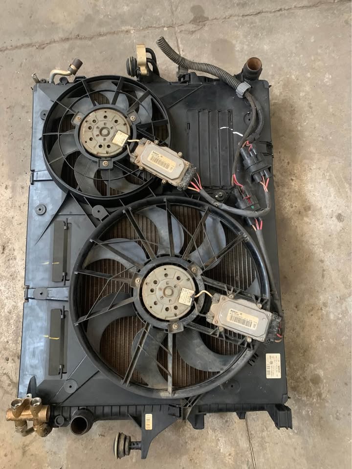 Audi Q7 Radiator set