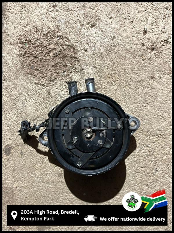 Preloved 2.8 Jeep Cherokee Kj Water Pump In Store At Jeep Bully's - Private Seller