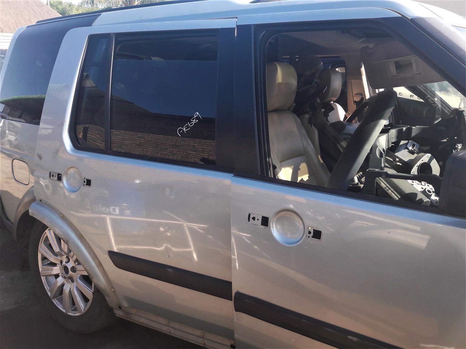 Rear Doors for Land Rover Discovery 3, 4, Freelander, Range Rover | Auto Ezi