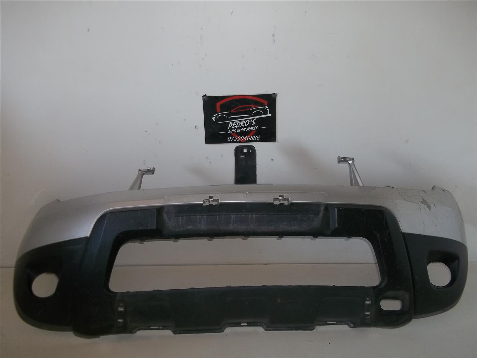 Renault Duster front bumper - Private Seller Renault Duster front bumper - Private Seller