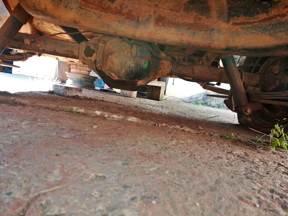 Toyota corolla 1,6  rear wheel drive diff