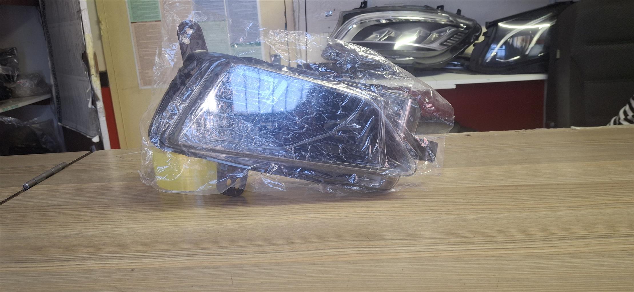 2020 VW POLO 8 LED TRENDLINE FOGLIGHT RIGHTSIDE FOR SALE BRAND NEW - Private Seller
