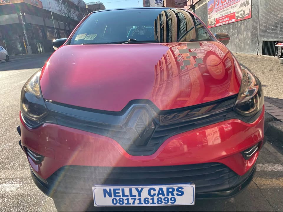 2017 Renault Clio 009t Sport Manual 104000km 2017 Renault Clio 009t Sport Manual 104000km