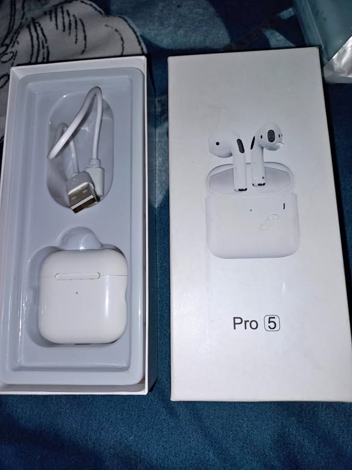 Apple Air pods Apple Air pods