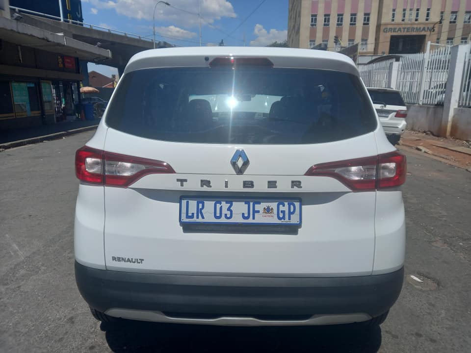 2022 RENUAULT TRIBER 1.0 PETROL, MANUAL, WHITE COLOUR, MILEAGE 5000KM